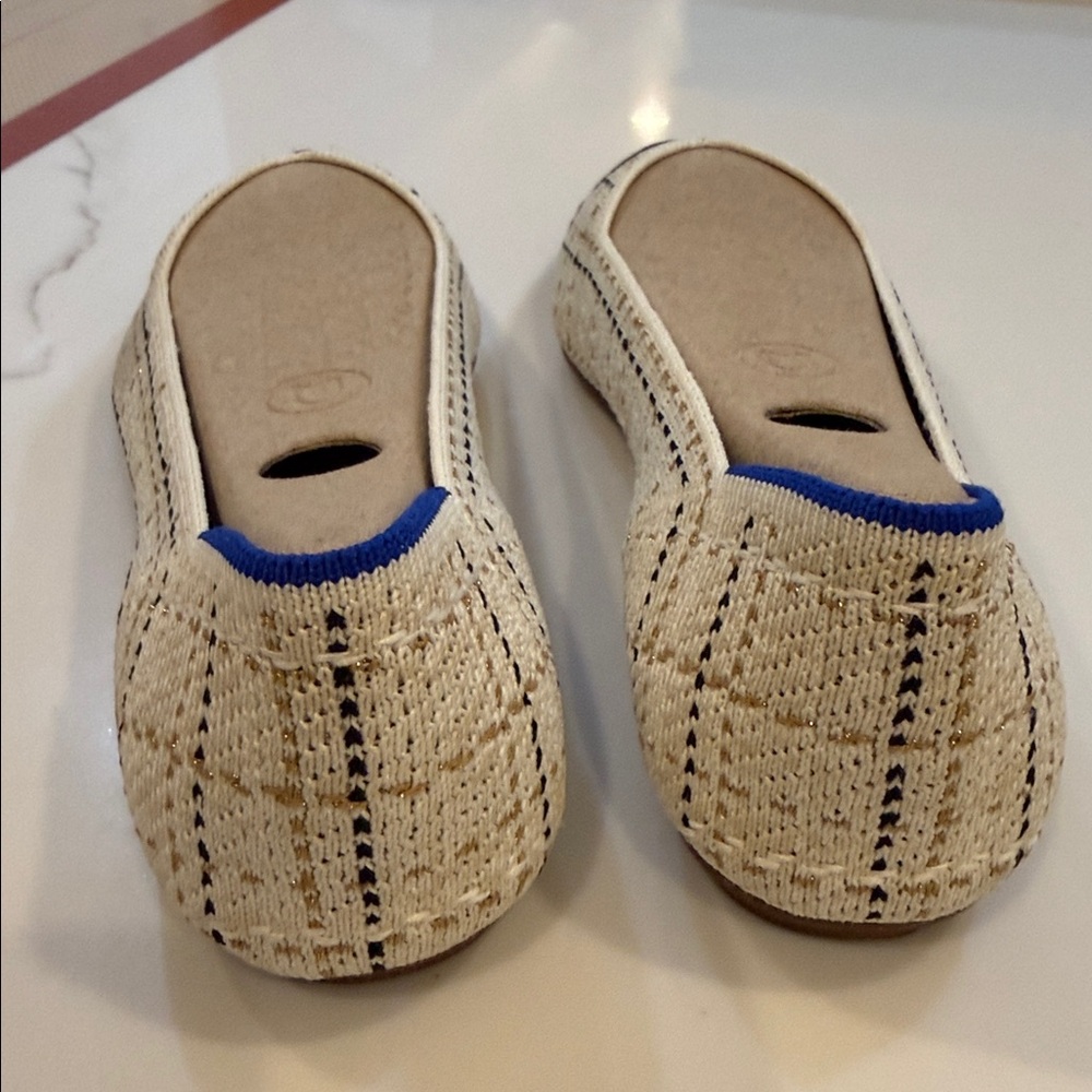 Rare retired Tuxedo Rothy's Cream tweed with black toe the Pointe II Flats 7.5 - Picture 4 of 9